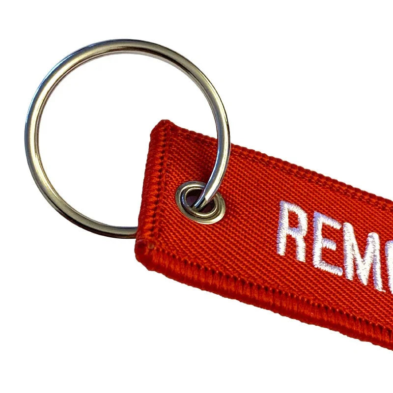 Nyckelband - REMOVE BEFORE FLIGHT - Röd/Vit - Action King