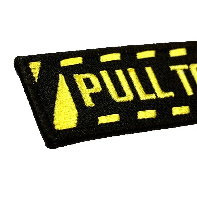 Nyckelband - PULL TO EJECT - Svart/Gul - Action King