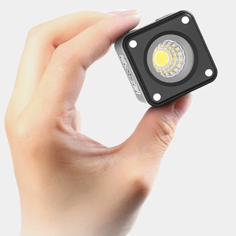 Ulanzi L2 Cute Light Vattentät Belysning LED för foto / video - 800mAh internt batteri - 1000 Lux - Kit - Action King