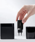 Baseus Super Si Pro Quick Charger - Väggladdare - Snabbladdare QC3.0 / PD 30W - 100-240V till USB - 2xUSB Typ A/C - Svart - Action King