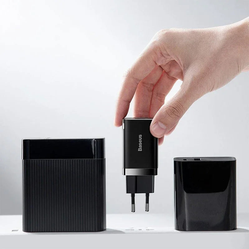 Baseus Super Si Pro Quick Charger - Väggladdare - Snabbladdare QC3.0 / PD 30W - 100-240V till USB - 2xUSB Typ A/C - Svart - Action King
